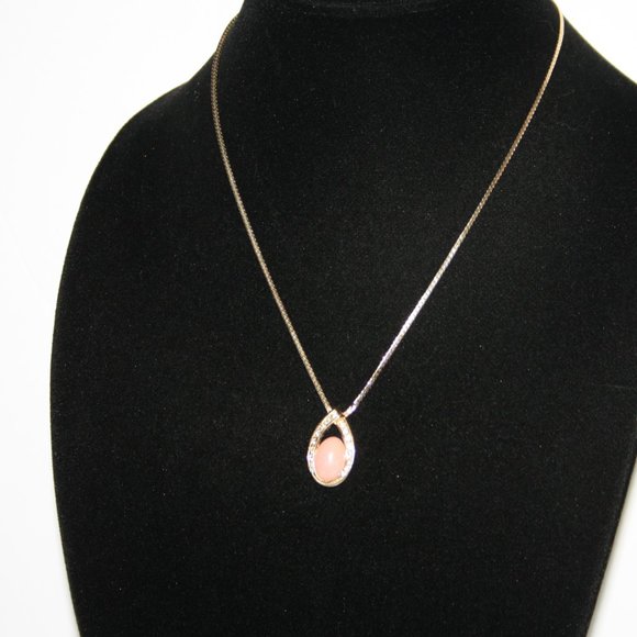 💛💗 Gold + Pink Rhinestone Necklace · 18" 💗💛 - Picture 6 of 7